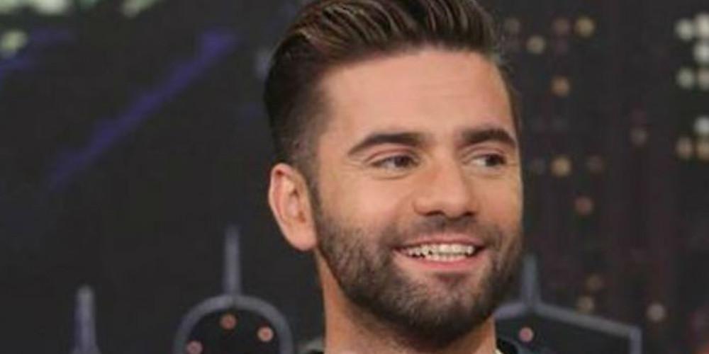 Στο Νοσοκομείο o Θοδωρής Μαραντίνης Η τρομακτική ομοιότητα του Θοδωρή Μαραντίνη με την αδερφή του