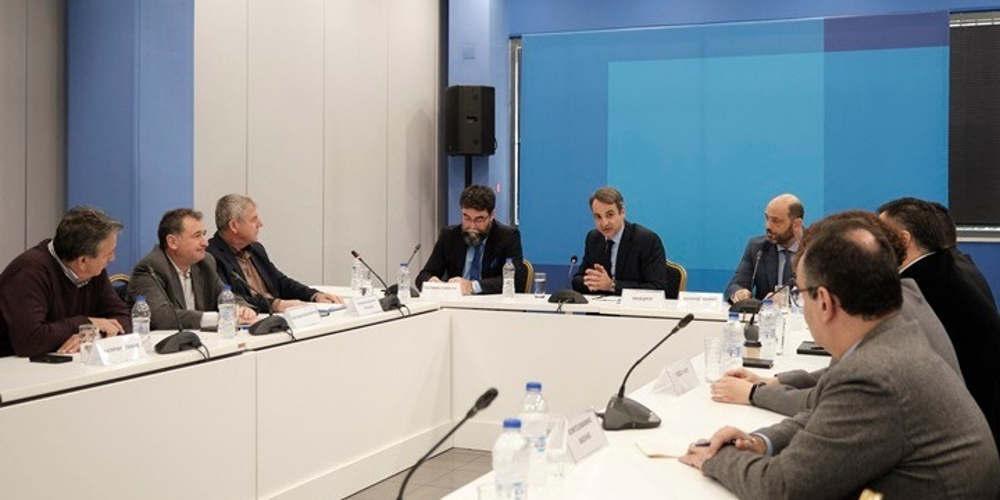 Συνάντηση Μητσοτάκη με ΠΟΕΔΗΝ: Καταστάσεις που δεν τιμούν το δημόσιο σύστημα υγείας