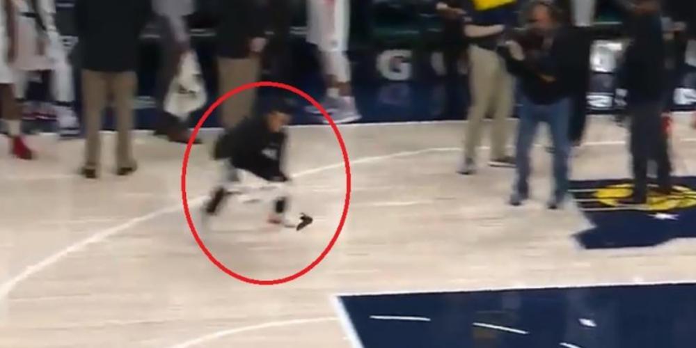 Κίνδυνος λύσσας λόγω της νυχτερίδας στον αγώνα των Πέισερς! [βίντεο]