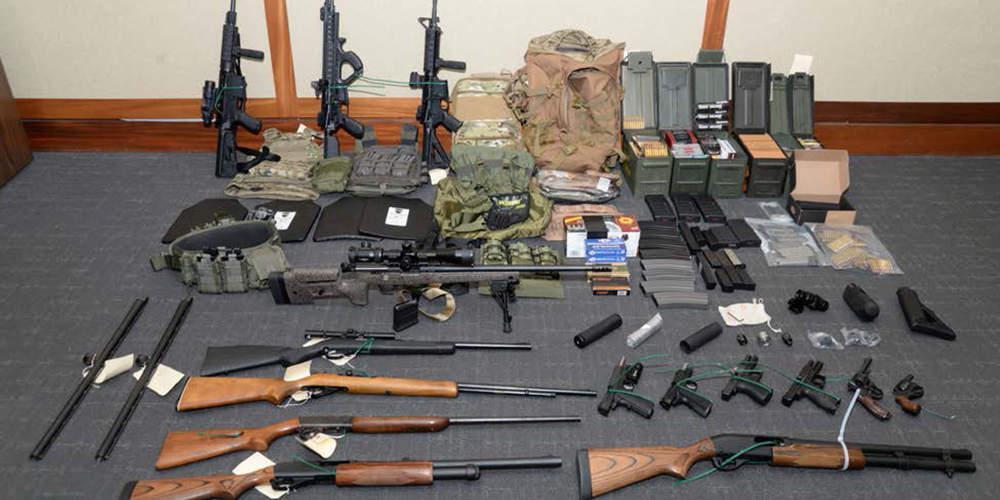 Ναζιστής αξιωματικός του λιμενικού των ΗΠΑ σχεδίαζε δολοφονίες Δημοκρατικών [εικόνες]