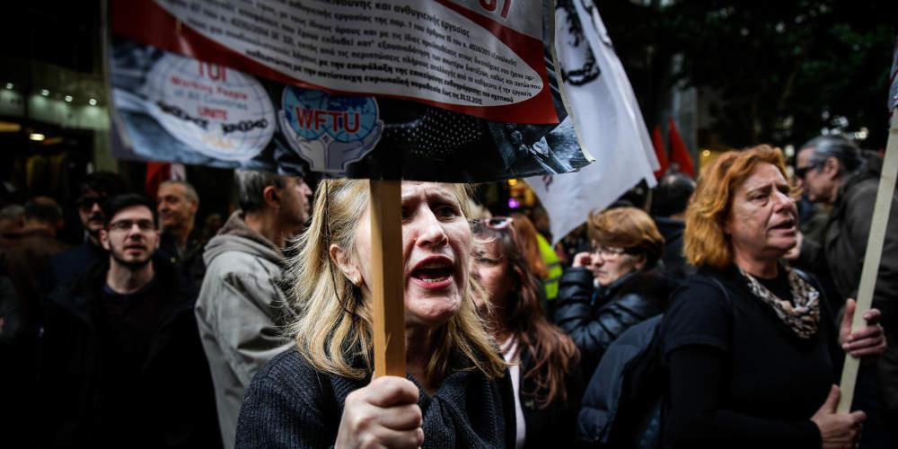 Έκτακτο: Εισβολή των εργαζομένων στους ΟΤΑ στο υπουργείο Οικονομικών