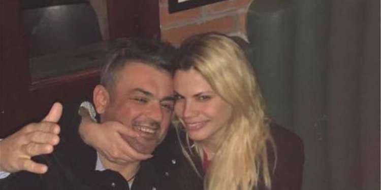 Τα σκαλιά της εκκλησίας ανεβαίνει ο Πετσίτης - Ποια είναι το έτερό του ήμισυ