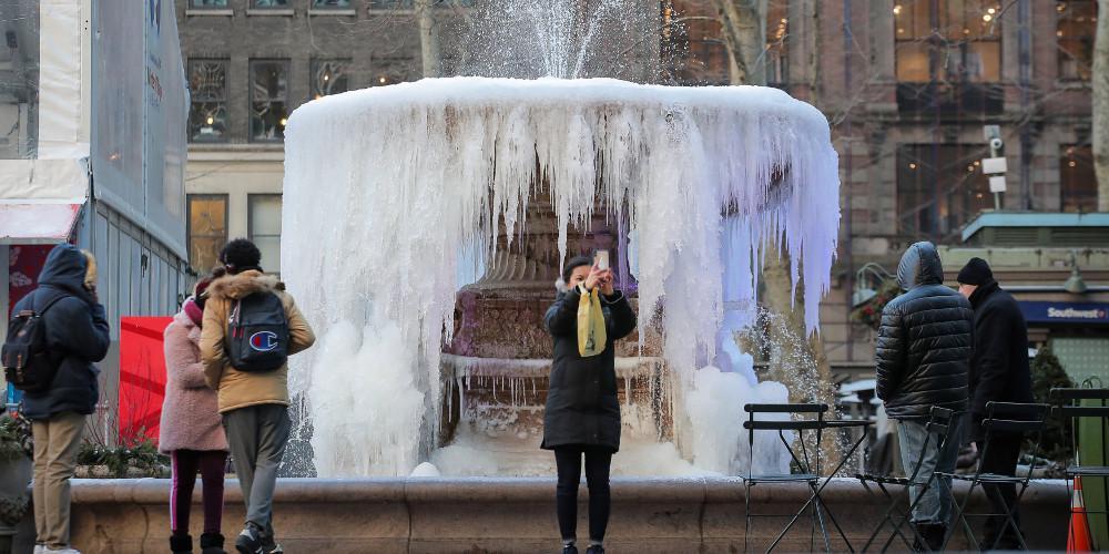 Στους 21 οι νεκροί από την κακοκαιρία στις ΗΠΑ - Υποχωρεί σταδιακά το δριμύ ψύχος