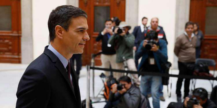 Με αργούς ρυθμούς ο Σάντσεθ προχωρά στον σχηματισμό κυβέρνησης