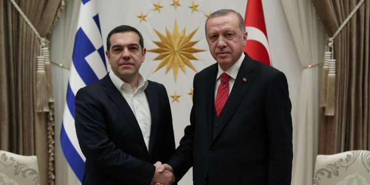 Ψάχνοντας αφήγημα και… σωσίβιο στον Ερντογάν: Η διαχείρηση των εθνικών θεμάτων στο προεκλογικό τραπέζι
