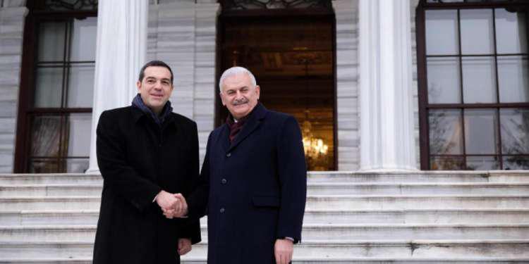 Συνάντηση Τσίπρα με ομογενείς στην Κωνσταντινούπολη - Ξεναγήθηκε στο Ντολμά Μπαχτσέ από τον Γιλντιρίμ