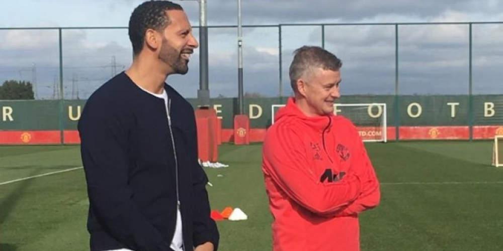 Η Γιουνάιτεντ τρολάρει την Λίβερπουλ πριν το μεγάλο ντέρμπι [εικόνες]