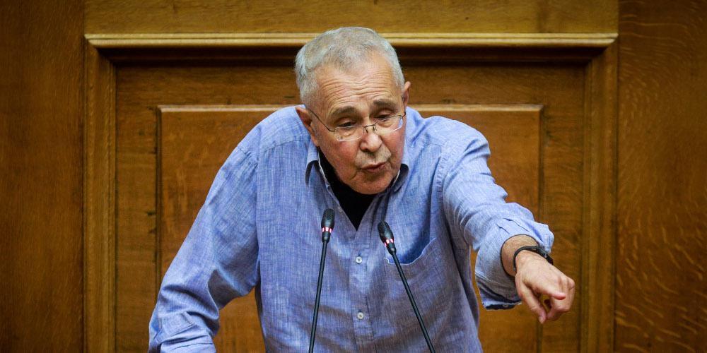 «Είμαι ερωτευμένος με τον Τσίπρα, έχω γεροντικό πάθος»: Αποκαλύφθηκε ο μεγαλύτερος φαν του πρωθυπουργού