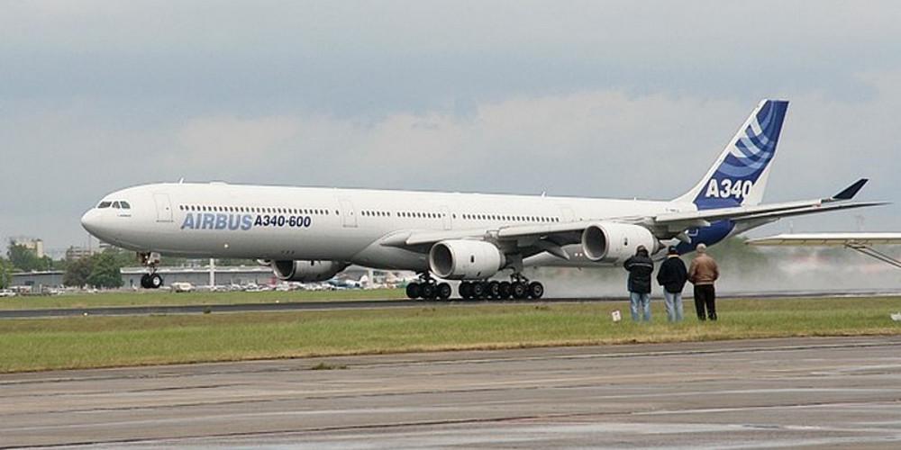 Απίστευτο: Ανδρας πιλοτάριζε επιβατικά αεροσκάφη επί 20 χρόνια, χωρίς να έχει άδεια χειριστή