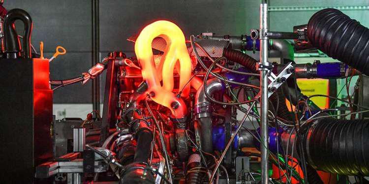 O νέος δίλιτρος κινητήρας της Audi για τους αγώνες DTM αποδίδει 610 ίππους