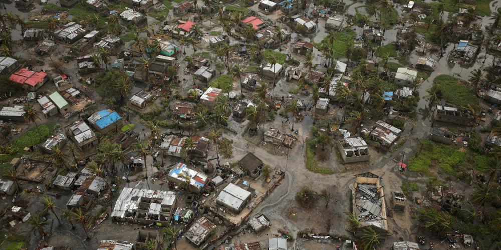 Τουλάχιστον 11 νεκροί και 35 τραυματίες από τις πλημμύρες που σαρώνουν τo Ιραν