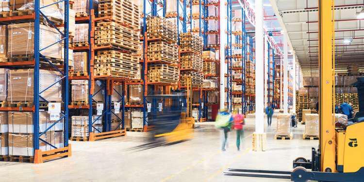 Προεκλογικός μποναμάς στην εφοδιαστική αλυσίδα: Νομιμοποιεί παράνομα κέντρα αποθήκευσης και διανομής