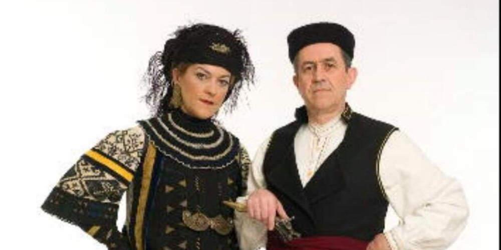 Ο Νίκος Νικολόπουλος ντύθηκε… τσολιάς για την 25η Μαρτίου [εικόνα]