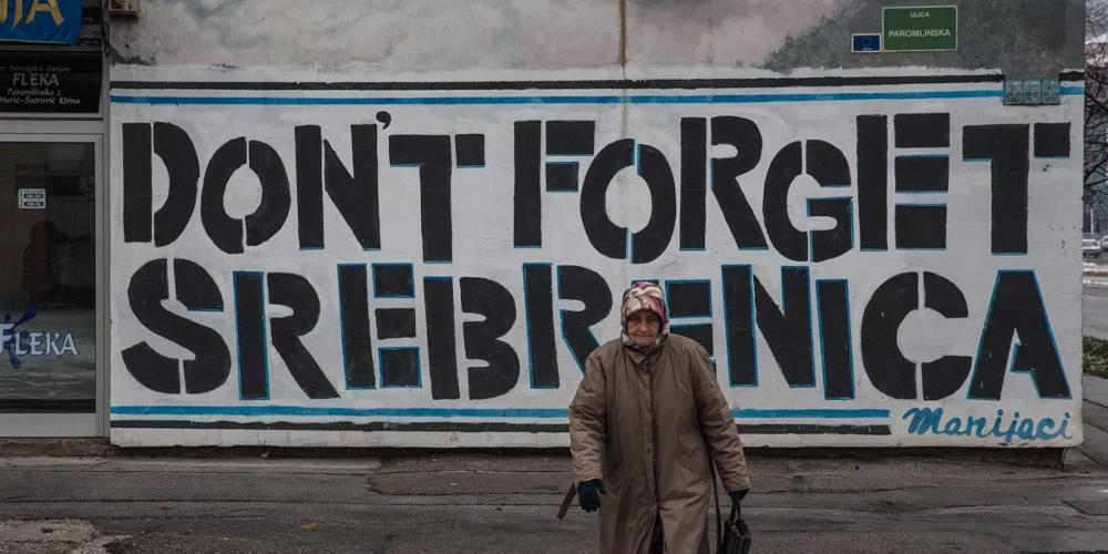 Σρεμπρένιτσα: Ένα έγκλημα στα Βαλκάνια που στοιχειώνει ακόμα και σήμερα