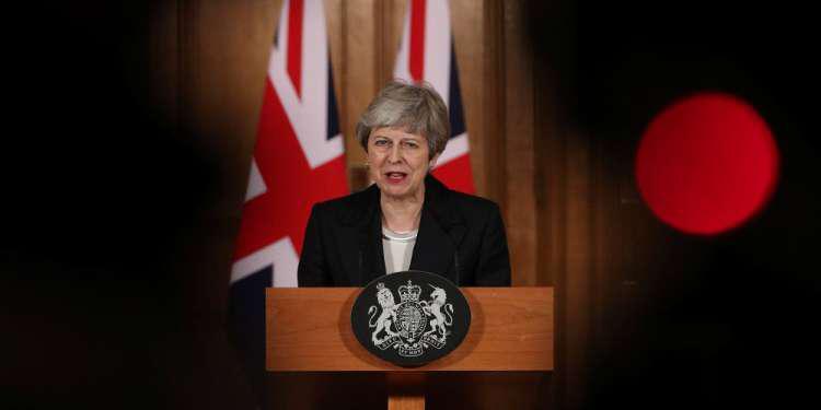 Σε μέγγενη η Μέι: Το 82% των Συντηρητικών θέλουν να παραιτηθεί