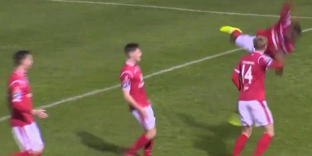 Αυτός ο τύπος τραυματίστηκε ενώ πανηγύριζε το γκολ του