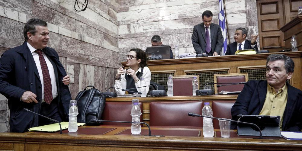 Πανικός στο Μαξίμου: Το άδειασμα στον Πετρόπουλο και το σχέδιο… δώσ’ τα όλα