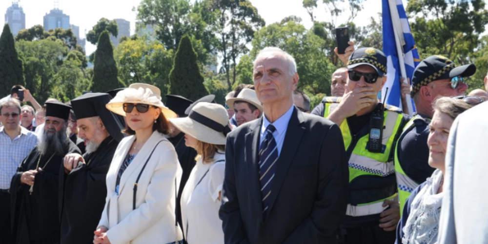 Βαρεμένος για τις αποδοκιμασίες στη Μελβούρνη: Μια δράκα άνθρωποι φώναζαν χρυσαυγίτικο σύνθημα [βίντεο]