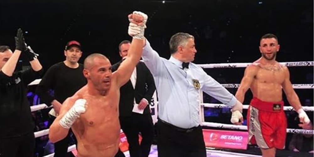 «Γίγαντας» Ζαμπίδης στην επιστροφή του: Έπαιξε με κομμένο δικέφαλο επί 2,5 ώρες και νίκησε [βίντεο]