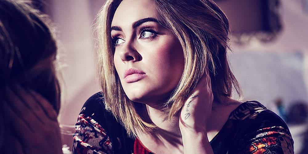 Η Adele σε συζητήσεις για το ημίχρονο του Super Bowl 2026