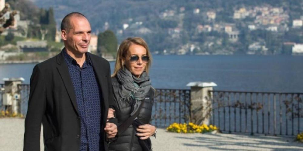 Η Δανάη Στράτου αποκαλύπτει: Ο Γιάνης Βαρουφάκης δεν μου είπε «έκλεισα τις τράπεζες»