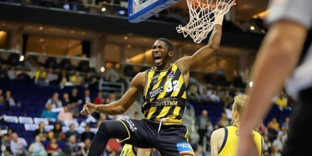 Ανακοίνωσε Τρέβορ Εμπάκουε η ΑΕΚ στο μπάσκετ