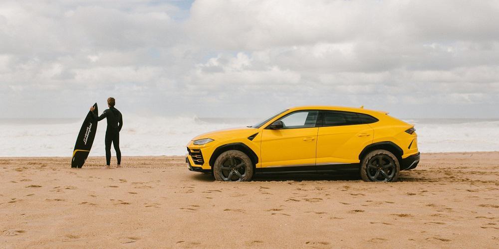 Μία Lamborghini Urus κάνει βόλτες στην αμμουδιά με το «Sabbia Mode» [βίντεο]
