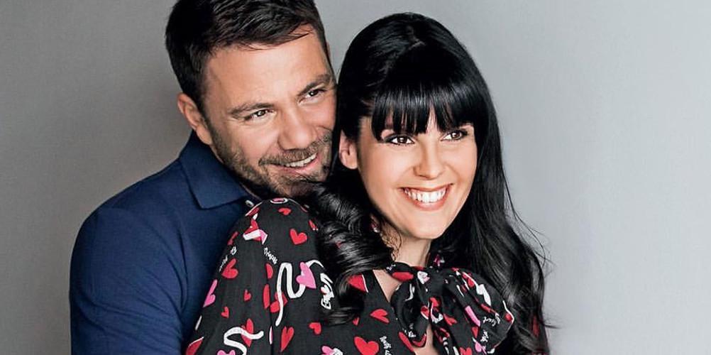 Έγινε μπαμπάς ο Ευτύχης Μπλέτσας - Μαζί με τις γυναίκες του [εικόνα]