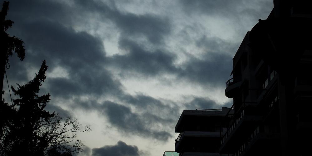 Καιρός: Νεφώσεις και βροχές σήμερα Τετάρτη - Πού θα βρέξει