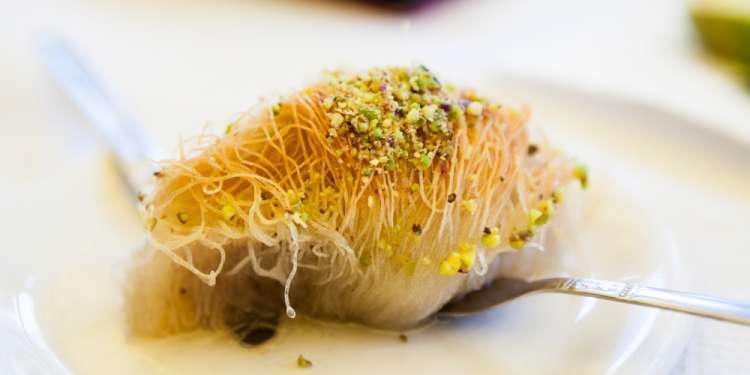 Η συνταγή της ημέρας: Κανταϊφάκια γεμιστά με ξηρούς καρπούς