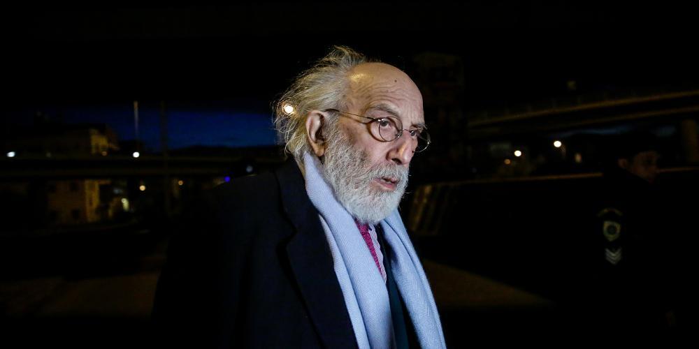 Ο Αλέξανδρος Λυκουρέζος μιλά για τις γυναίκες της ζωής του και την ενδοοικογενειακή κόντρα που ξέσπασε [βίντεο]