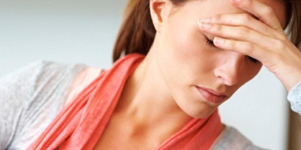 «Το ξεμάτιασμα δεν διώχνει τον πονοκέφαλο» - Τι αναφέρει η Ελληνική Εταιρεία Κεφαλαλγίας