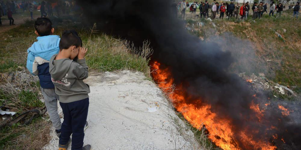 Αυτό είναι το fake μήνυμα που ξεσήκωσε τους πρόσφυγες στα Διαβατά [εικόνες & βίντεο]