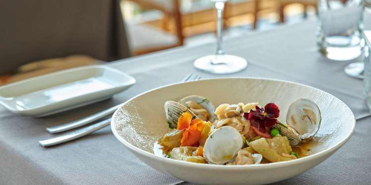 «Bites & Wine Signature Events»: Το νέο εντυπωσιακό πρότζεκτ στο Μικρολίμανο