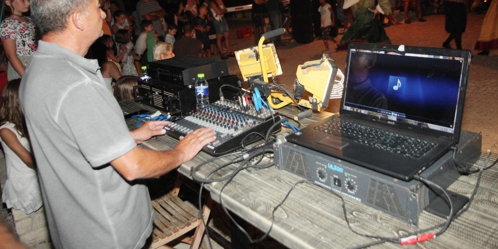 Τραγωδία: Γνωστός DJ σκοτώθηκε πέφτοντας από το παράθυρο [εικόνες & βίντεο]