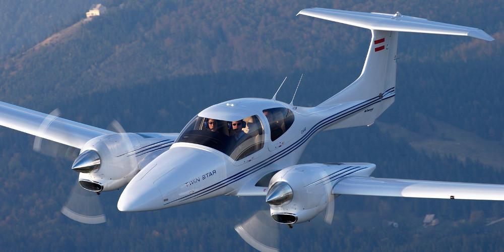 Τέσσερις νεκροί από τη συντριβή αεροσκάφους στο Ντουμπάι