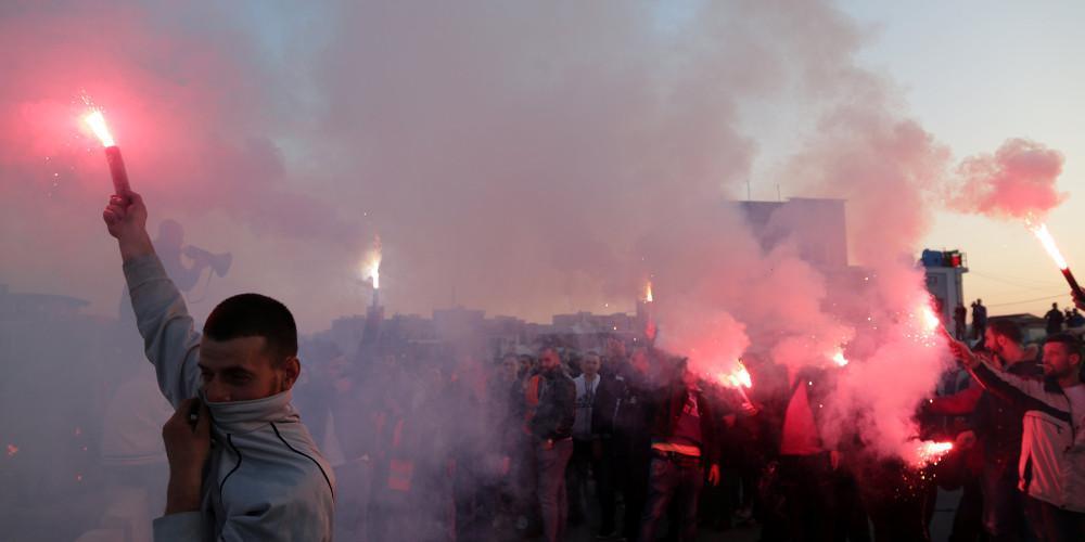 Χάος στην Αλβανία: Συγκρούσεις στους δρόμους, ασυνεννοησία Ράμα-Μέτα