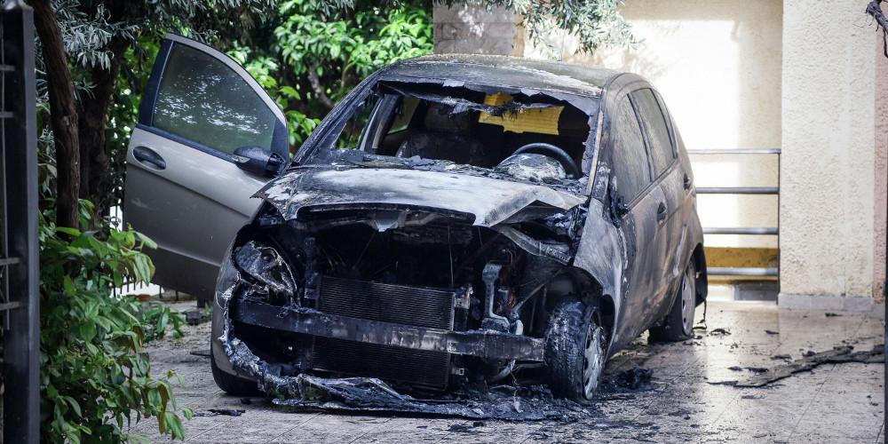 Τρεις στους 4 οδηγούς δεν θα αποζημιωθούν για εμπρησμό αυτοκίνητου