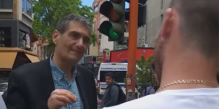 «Θα πατώσετε στις εκλογές» - Νέες αποδοκιμασίες στον υποψήφιο περιφερειάρχη του ΣΥΡΙΖΑ Χρήστο Γιαννούλη [βίντεο]