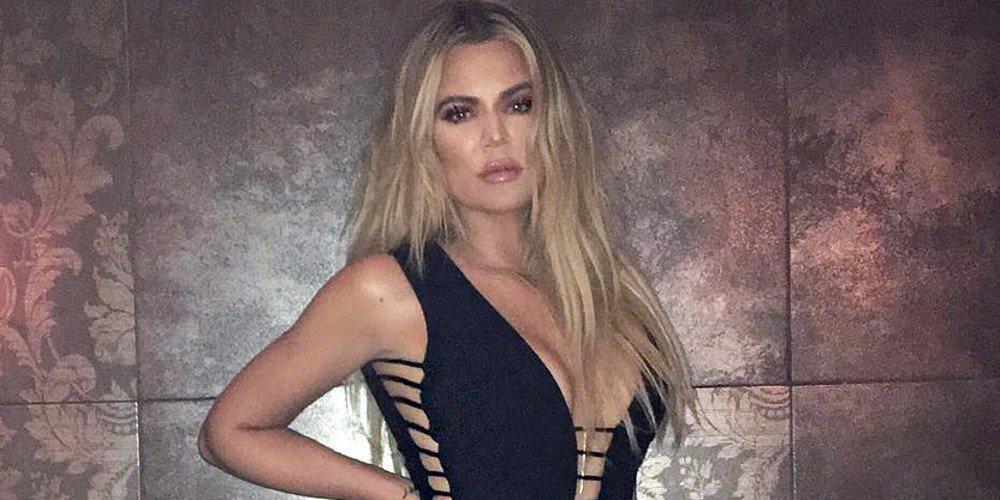 Η Κλόε Καρντάσιαν με ανοιχτό σακάκι αποκαλύπτει το στήθος της [εικόνα]