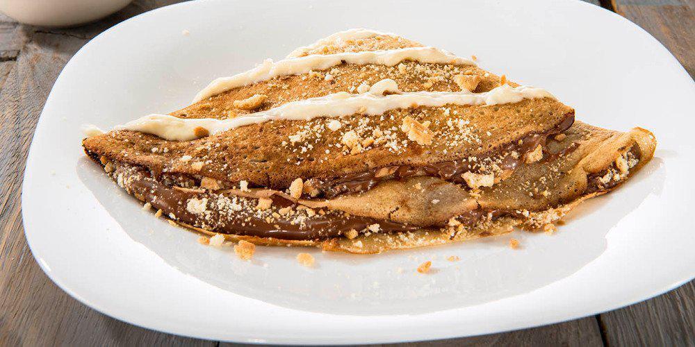 Η συνταγή της ημέρας: Κρέπα με μερέντα και μπισκότο