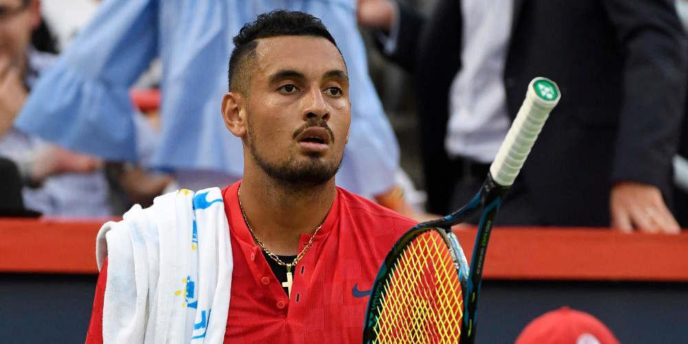 «Απασφάλισε» ο Κύργιος: Έφτυσε και έβρισε τον διαιτητή [βίντεο]