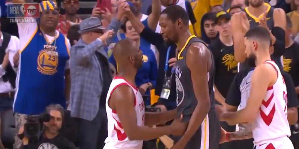 Εκνευρίστηκε ο Πολ και πέταξε την μπάλα από τα χέρια του Ντουράντ