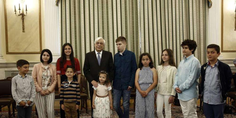 «Γέμισε» με παιδικά χαμόγελα το Προεδρικό Μέγαρο