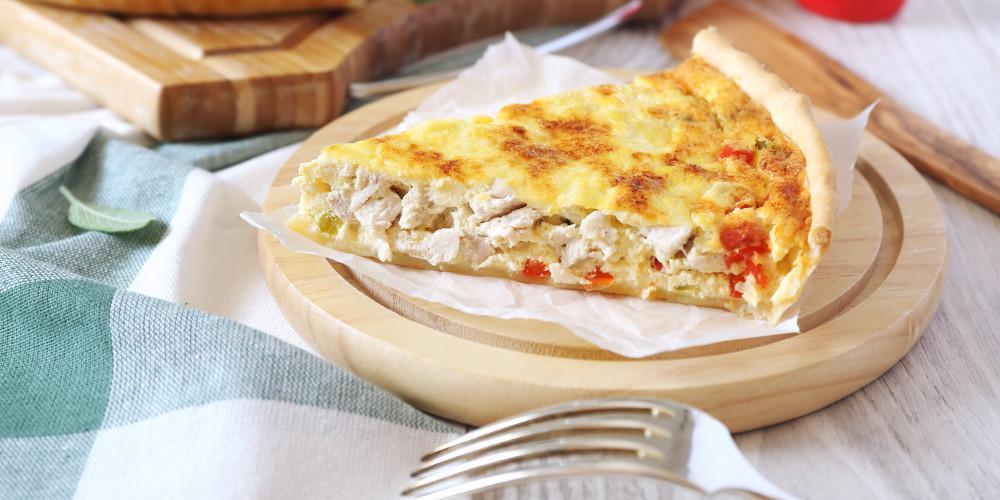 Η συνταγή της ημέρας: Ανοιξιάτικη πίτα με πιπεριές και φέτα