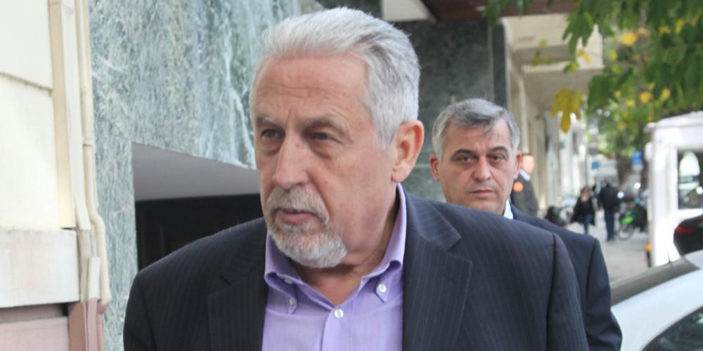 Θλίψη για τον αιφνίδιο θάνατο του Γιάννη Μανώλη - Κατέρρευσε μέσα στην παραλία