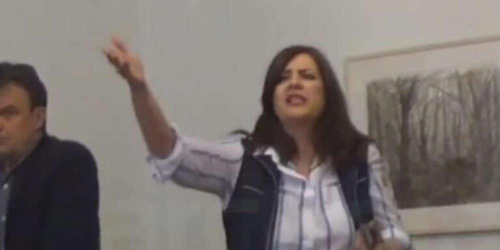 Σκληρό ροκ στην αποχώρηση Τατούλη: Εμπάργκο, καλτσοδέτες και ένταση [βίντεο]