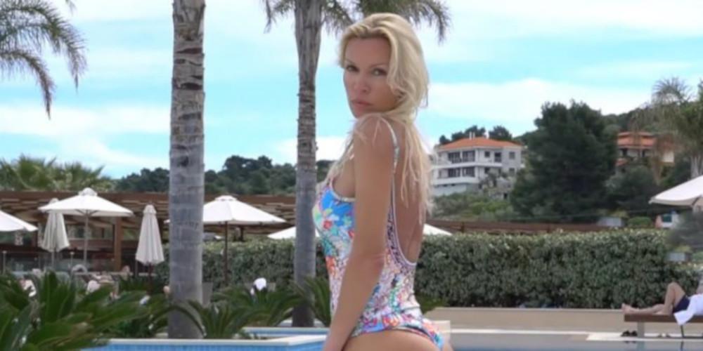 Η Ασημίνα Ιγγλέζου έμεινε ολόγυμνη και τα έδειξε όλα στο Instagram [εικόνα]