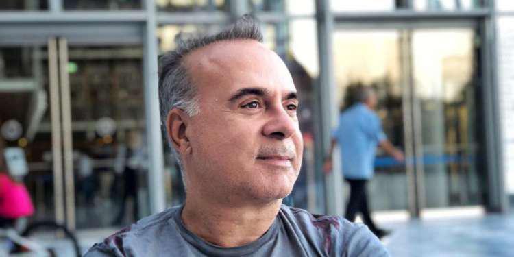 Δύσκολες ώρες για τον Φώτη Σεργουλόπουλο - Τι συνέβη με τον σύντροφο του