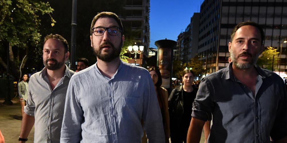 Ηλιόπουλος: Συγχαίρω τον Κώστα Μπακογιάννη, πρόβλημα η αποχή